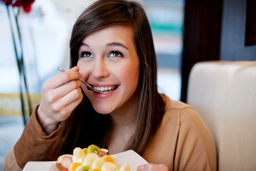 Can You Eat with Invisalign The Ultimate Guide to Eating and Drinking